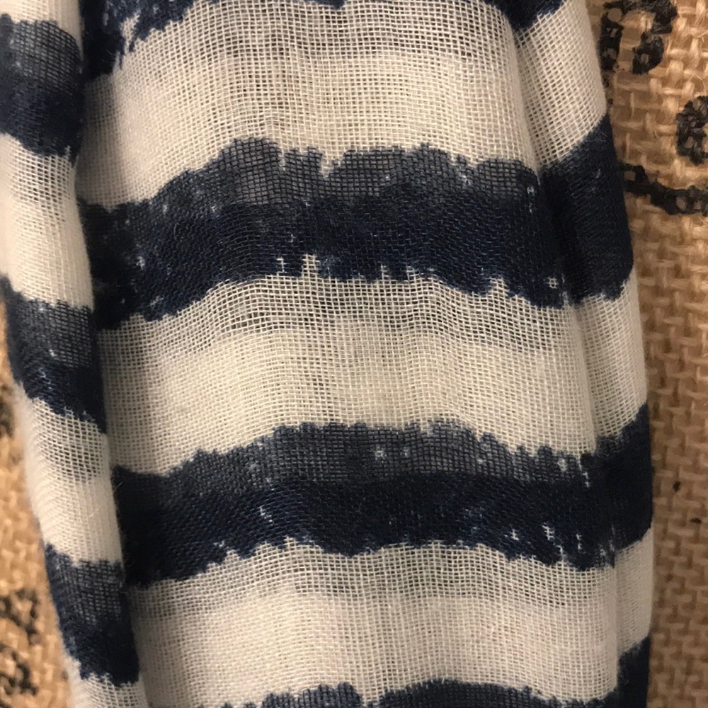 Scarf - Picture 3 of 3